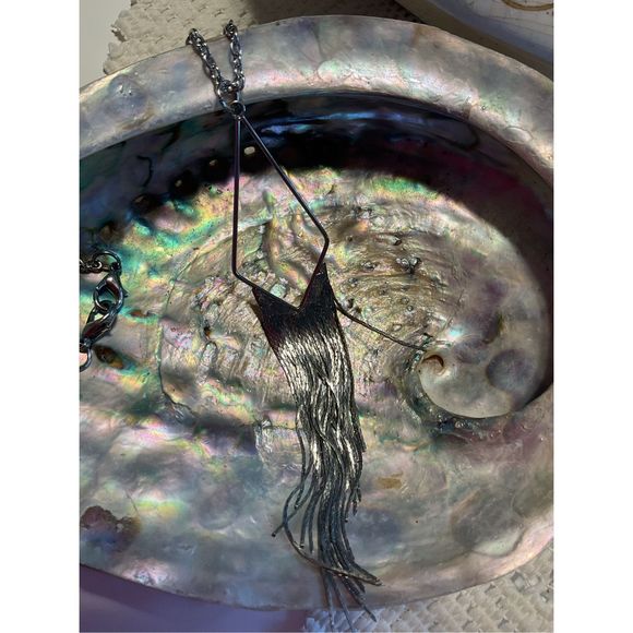 Vintage Silver Triangular Fringe Necklace Elegant 🌼💕 - Picture 3 of 9